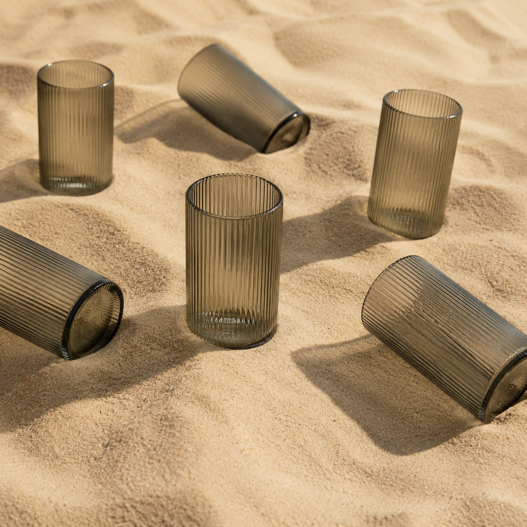 Ribbed smoke glass